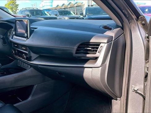 Certified 2025 Nissan Rogue SV w/ SV Premium Package FWD image 22