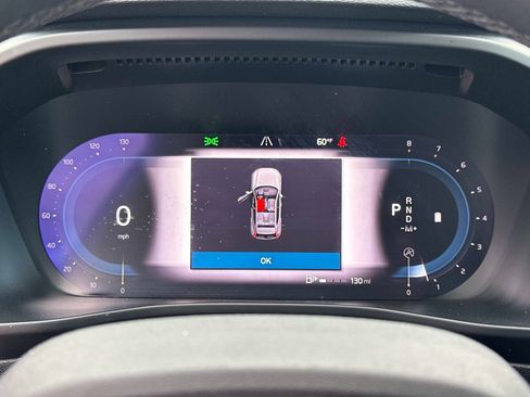 Certified 2023 Volvo XC40 B5 Ultimate w/ Protection Package Premier image 27