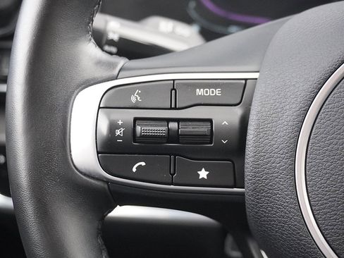 Used 2023 Kia Sportage EX image 37