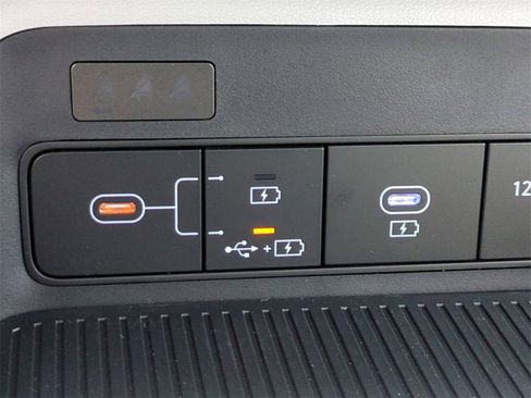 New 2026 Hyundai Kona SE image 21