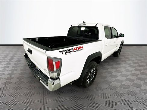 Used 2022 Toyota Tacoma TRD Off-Road image 7