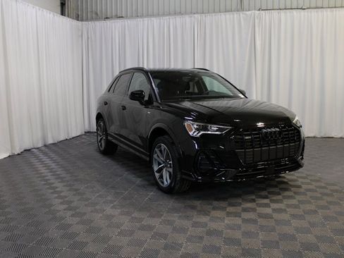 New 2025 Audi Q3 2.0T Premium image 31