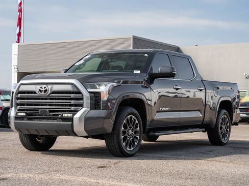 Used 2024 Toyota Tundra Limited w/ Power Package AWD/4WD image 5