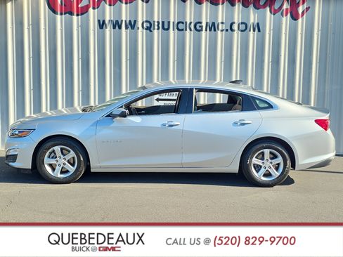 Used 2022 Chevrolet Malibu LS w/ Driver Confidence Package II FWD image 4