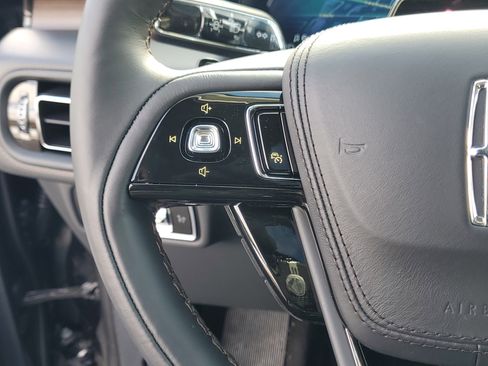 New 2026 Lincoln Aviator Reserve image 16