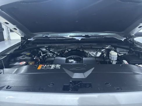 Used 2018 Chevrolet Silverado 1500 LT w/ All Star Edition image 36