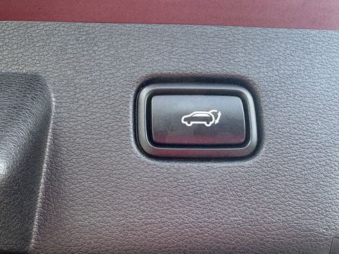 Used 2024 Kia Sportage SX image 6