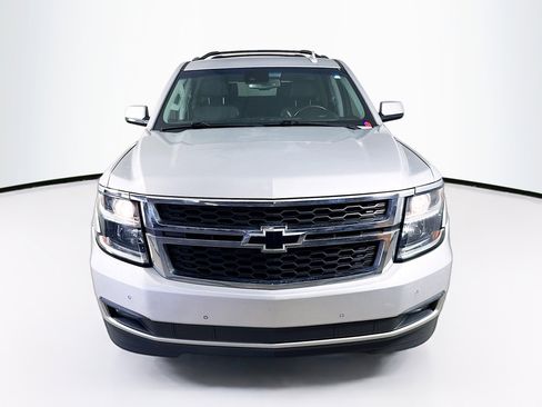 Used 2020 Chevrolet Tahoe LT w/ Luxury Package image 3