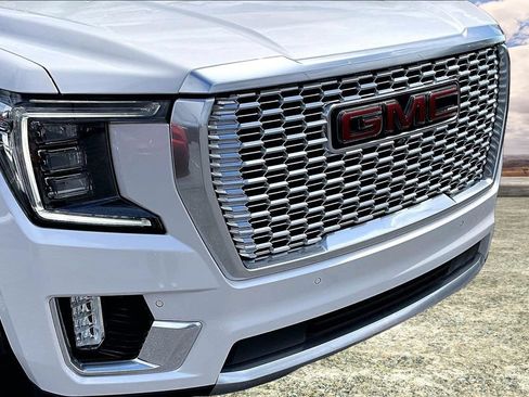 Used 2021 GMC Yukon Denali RWD image 34