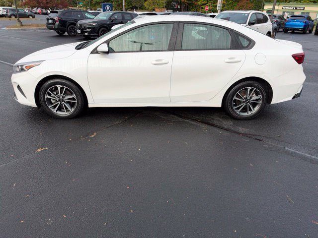 Used 2024 Kia Forte LXS FWD image 2