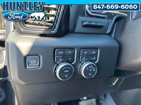Used 2024 GMC Sierra 3500 AT4 w/ AT4 Premium Plus Package image 16