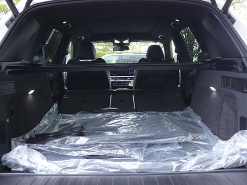 New 2026 BMW X5 sDrive40i w/ Premium Package image 18