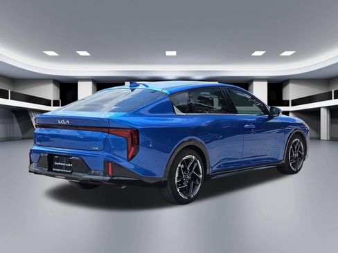 Certified 2025 Kia K4 EX w/ GT-Line Sunroof Package FWD image 6