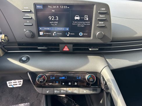 Used 2026 Hyundai Elantra SEL Sport image 28