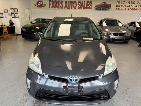 Used 2013 Toyota Prius Three image 1