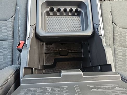 New 2026 RAM 1500 Big Horn AWD/4WD image 31