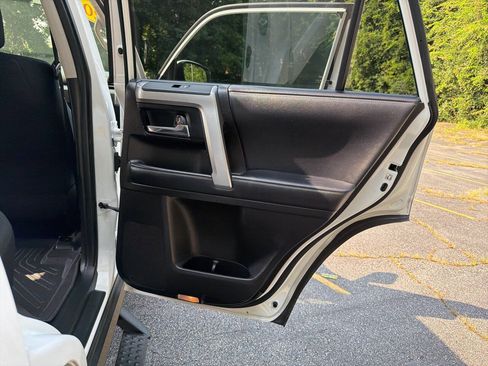 Used 2019 Toyota 4Runner SR5 RWD image 21