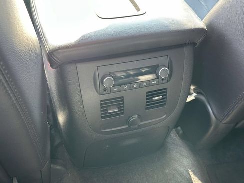 Used 2010 Chevrolet Avalanche LT w/ Luxury Package AWD/4WD image 14