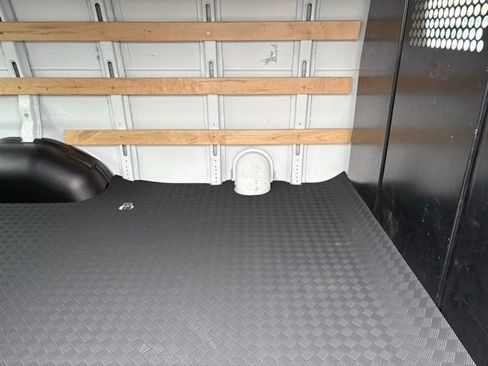 Used 2024 GMC Savana 2500 w/ Driver Convenience Package image 13