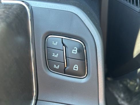 New 2026 Ford F350 Lariat w/ Chrome Package image 32