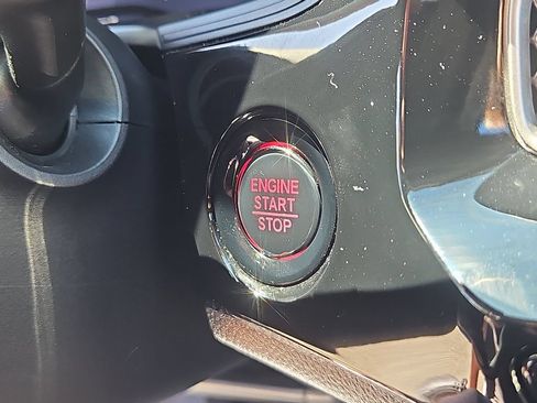 Certified 2025 Honda Civic LX image 18