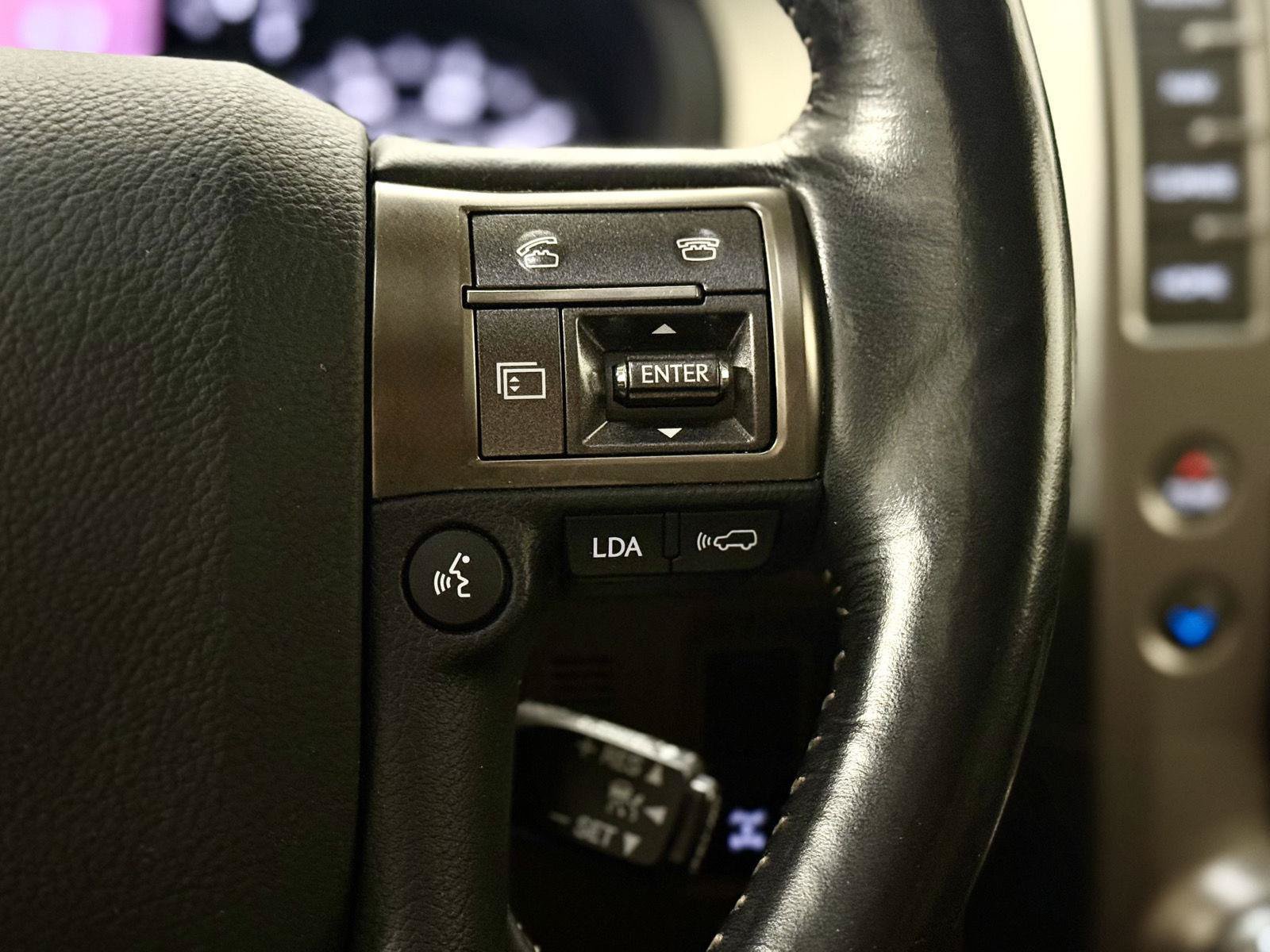 Used 2016 Lexus GX 460 Luxury AWD/4WD image 23