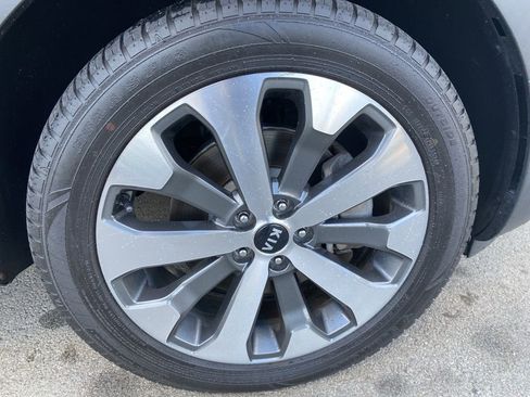 Used 2021 Kia Telluride S image 7