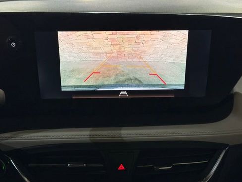 Used 2025 Buick Encore GX Sport Touring FWD image 9