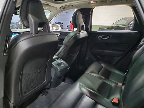 Used 2019 Volvo XC60 T6 Momentum w/ Advanced Package AWD/4WD image 28