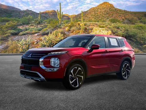 Used 2024 Mitsubishi Outlander SE image 9