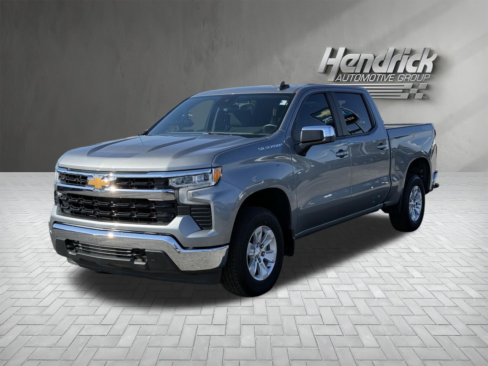 Used 2023 Chevrolet Silverado 1500 LT AWD/4WD image 5