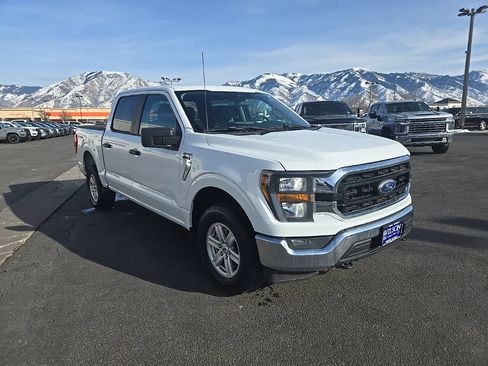 Used 2023 Ford F150 XLT AWD/4WD image 3