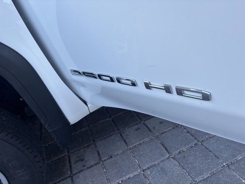 Used 2021 GMC Sierra 2500 Base w/ Convenience Package image 28