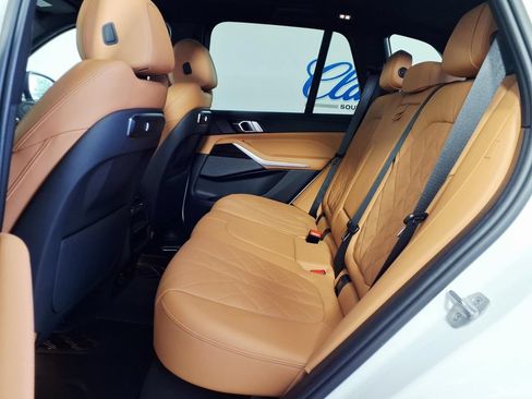 Used 2025 BMW X5 sDrive40i w/ Premium Package RWD image 8