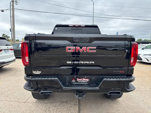 Used 2021 GMC Sierra 1500 AT4 w/ AT4 Value Package AWD/4WD image 5