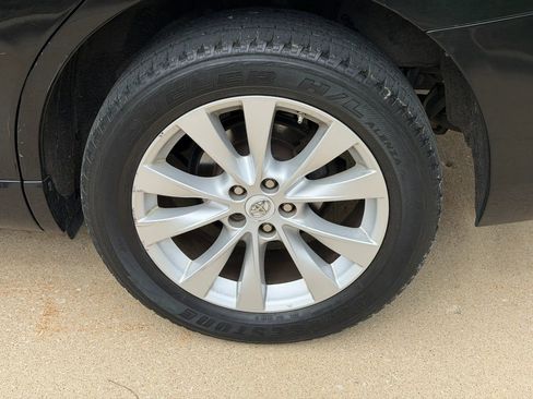 Used 2013 Toyota Venza LE AWD/4WD image 10