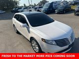 Used 2019 Lincoln MKT AWD image 4