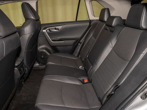 Used 2023 Toyota RAV4 Limited image 9