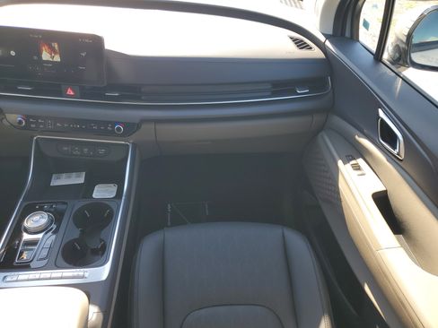 New 2026 Kia Carnival EX image 34