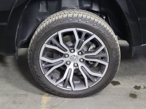 Used 2025 RAM 1500 Tungsten w/ Off Road Group AWD/4WD image 48