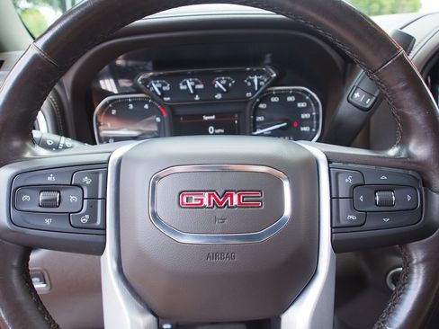 Used 2022 GMC Sierra 3500 SLE w/ SLE Convenience Package AWD/4WD image 19