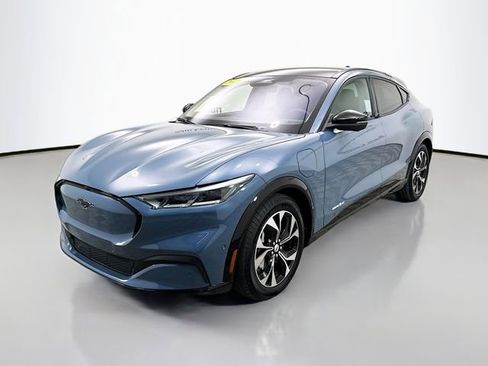 Used 2023 Ford Mustang Mach-E Premium image 3