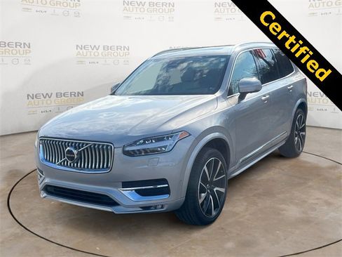 Certified 2024 Volvo XC90 B5 Plus image 1