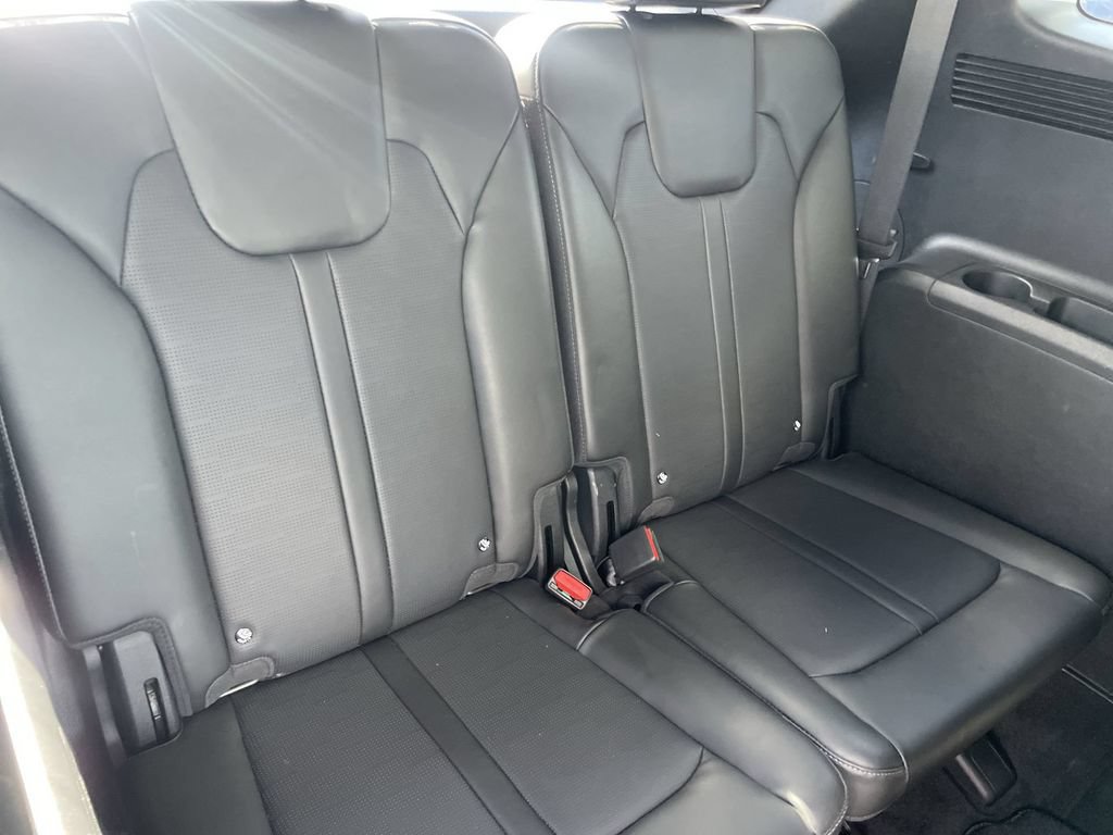 Certified 2024 Kia Sorento S AWD/4WD image 26