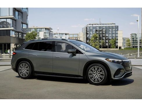 New 2026 Mercedes-Benz EQS 400 4MATIC SUV image 13