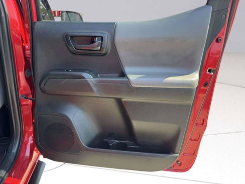 Used 2022 Toyota Tacoma SR w/ SR Convenience Package RWD image 46