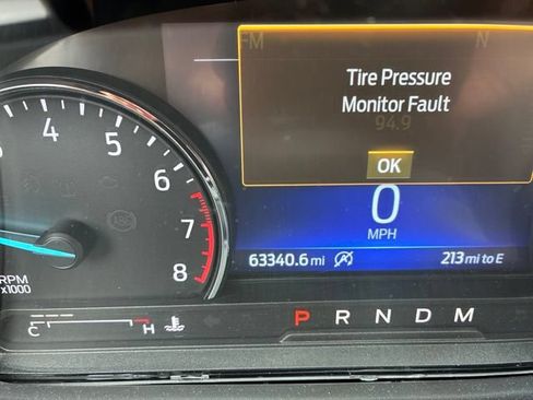 Used 2020 Ford Explorer XLT w/ Equipment Group 202A AWD/4WD image 7
