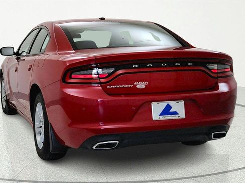 Used 2016 Dodge Charger SE w/ Popular Equipment Group RWD image 3