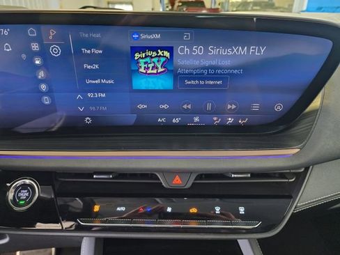 Used 2025 Buick Envision Sport Touring image 24