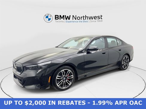 Used 2025 BMW 530i xDrive w/ M Sport Package image 1